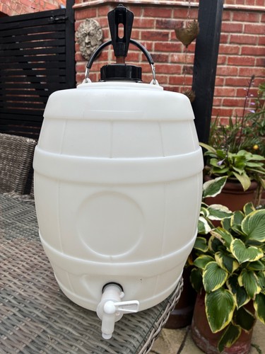 Beer pressure barrel - beer, keg