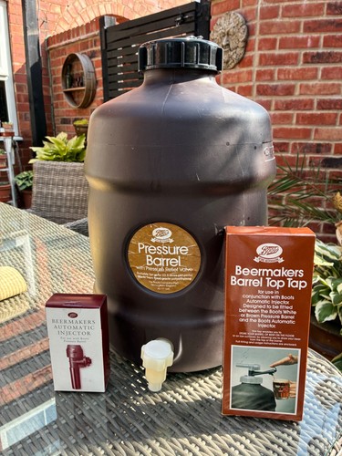 Beer pressure barrel - with, tap