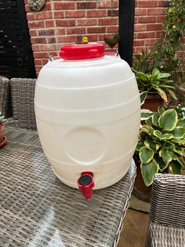 Beer pressure barrel with - pressure, drum