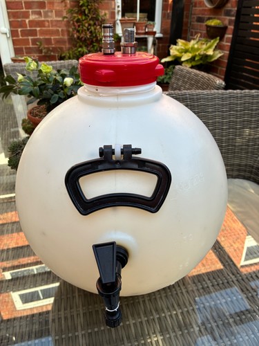 Beer pressure barrel - beer, tap