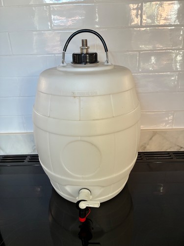 Pressure beer barrel keg - pressure,